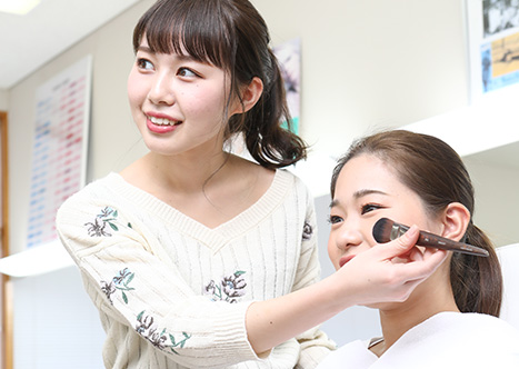 メイクアップ＆ネイル応用